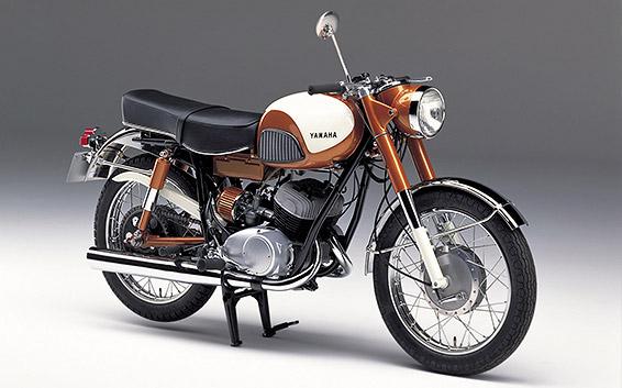 Des pianos et orgues à anches aux motos premium - Partie II